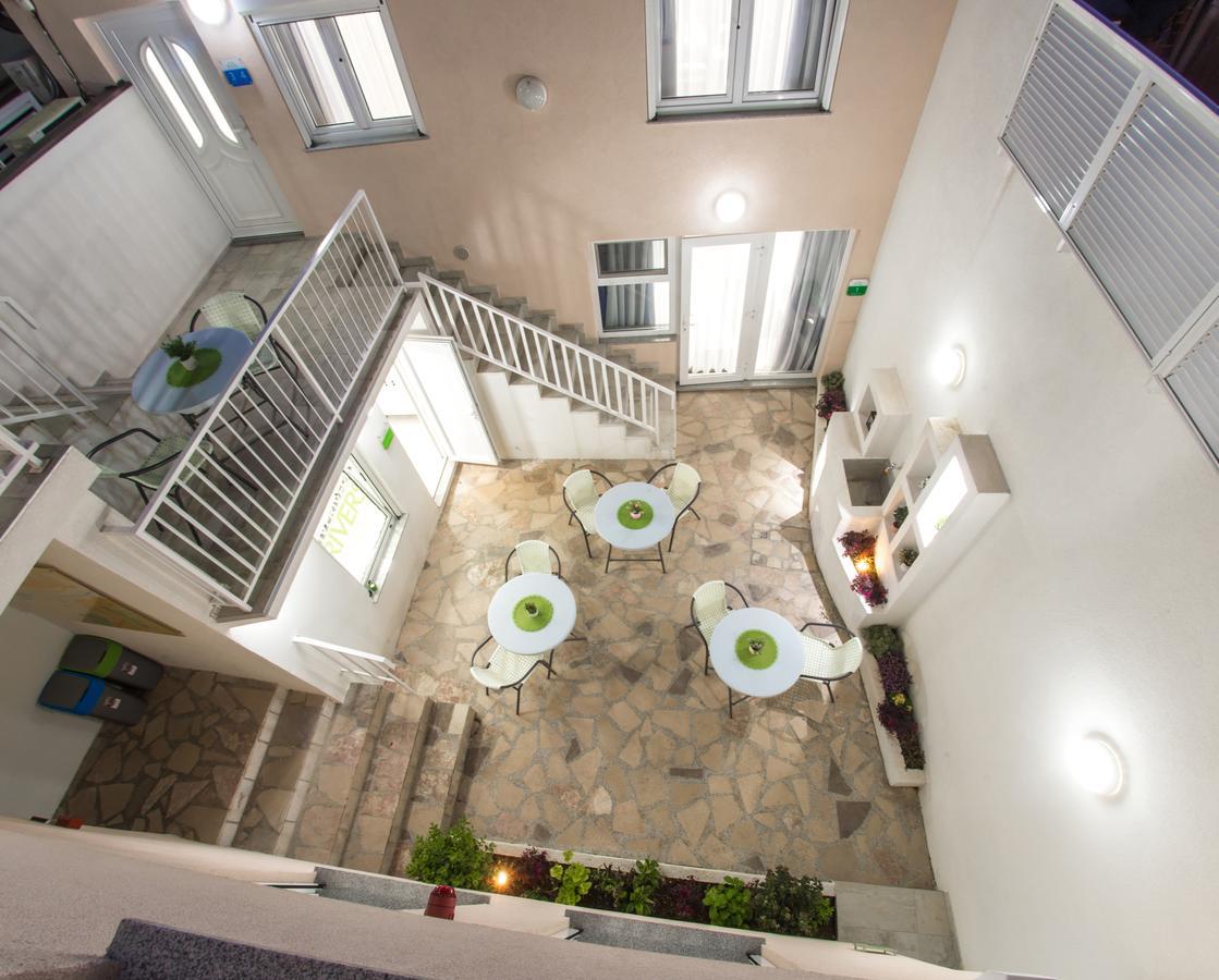 Five Rivers Rooms موستار المظهر الخارجي الصورة
