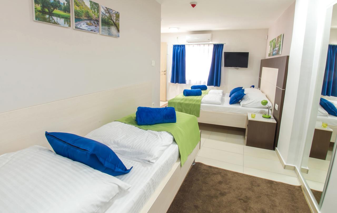 Five Rivers Rooms موستار المظهر الخارجي الصورة