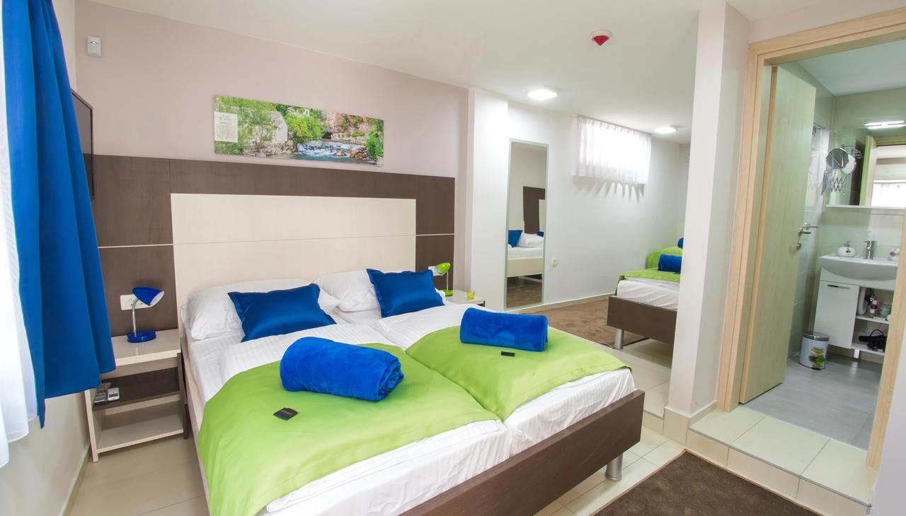 Five Rivers Rooms موستار المظهر الخارجي الصورة