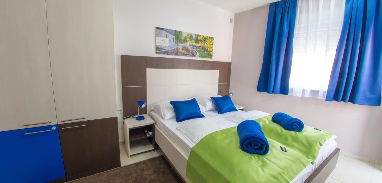 Five Rivers Rooms موستار المظهر الخارجي الصورة